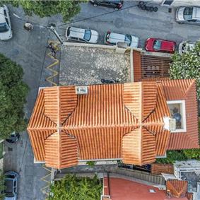 4-5 bedroom villa with Split City and Sea Views sleeps 8-10